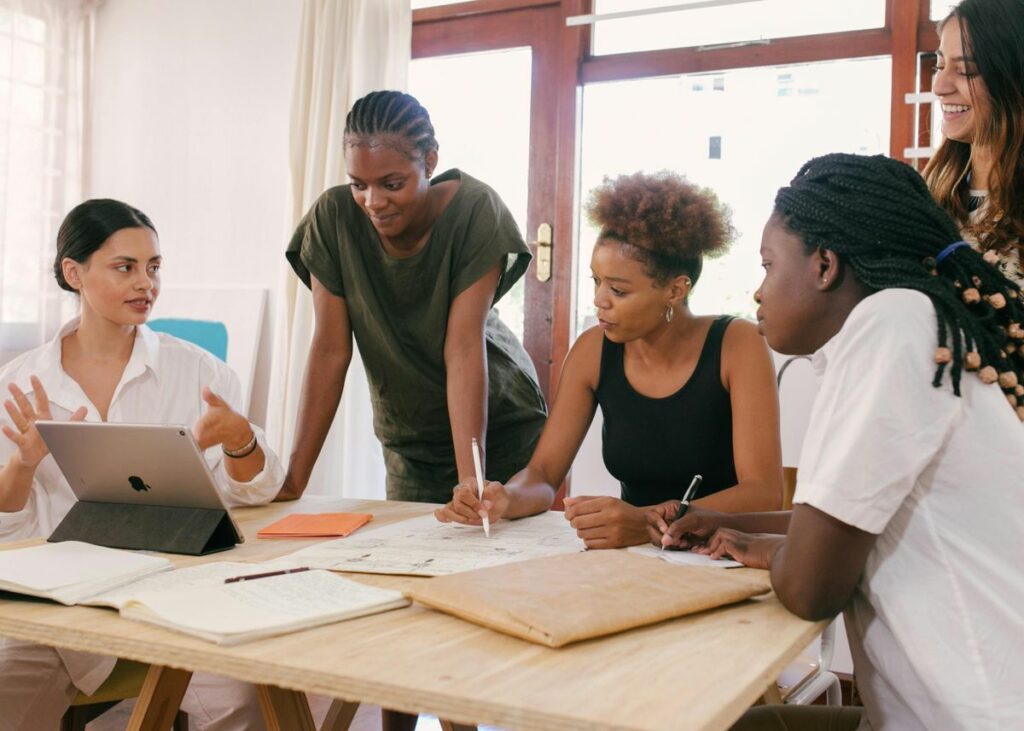 Synergie entre les équipes marketing et commerciales